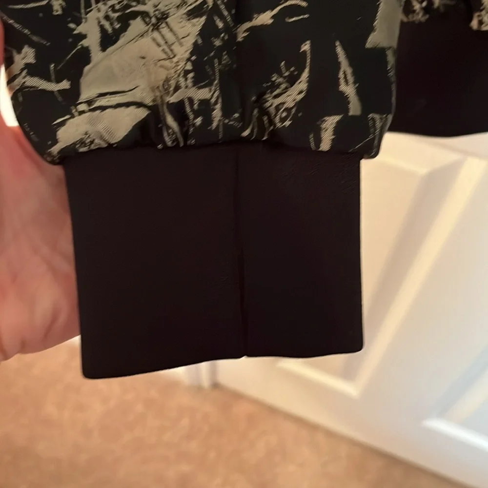 H&M Gold and Black Bomber Jacket - Picture 5 of 11